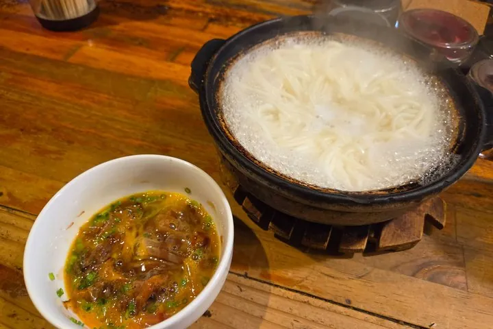 Sasebo: Private Food & Bar Hopping Tour – Choose Your Area — operator photo 8