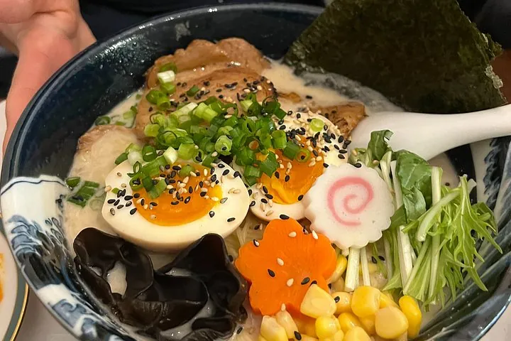 Yokohama Ramen Adventure near Tokyo: From Factory to Home Cooking — operator photo 4