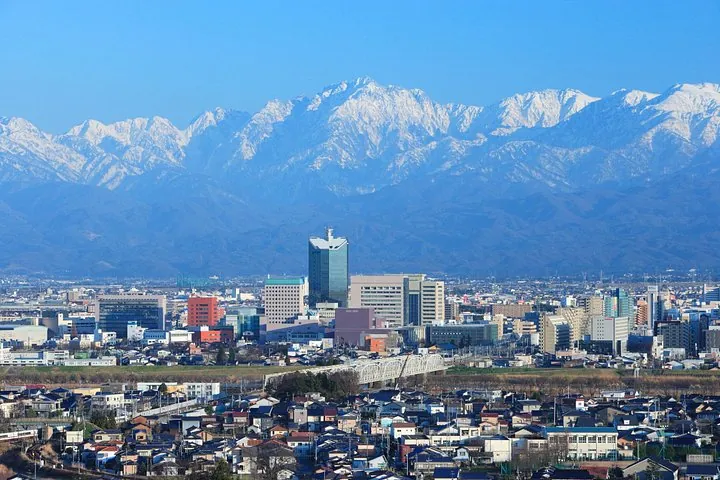 Toyama Customized Private Tour in 1 Day with Licensed Guide — operator photo 10