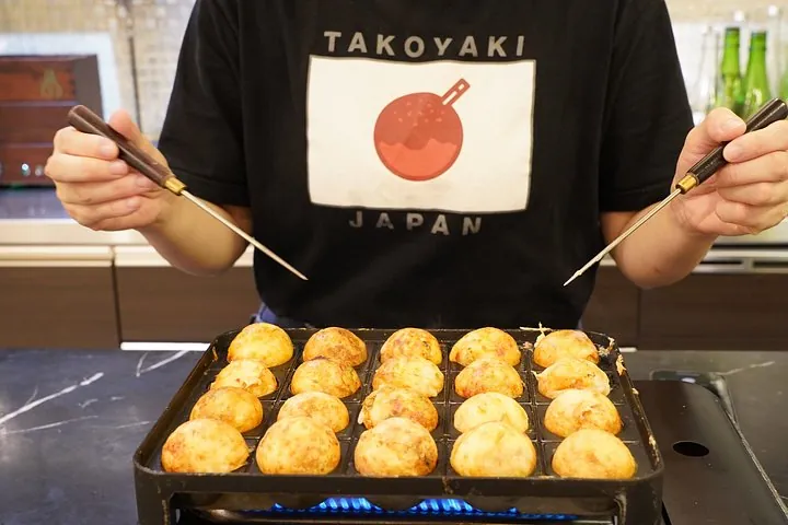 Osaka Sake Tasting & Takoyaki Cooking Experience — operator photo 2