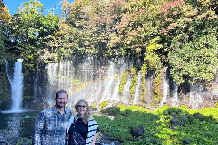Fuji Highlights Group Car Tour by Shimizu Port with Local Guide — operator photo 4