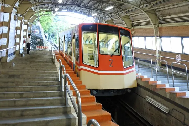 Day Tour from Kanazawa OR Toyama: Snow Wall and Mysterious Valley — operator photo 6