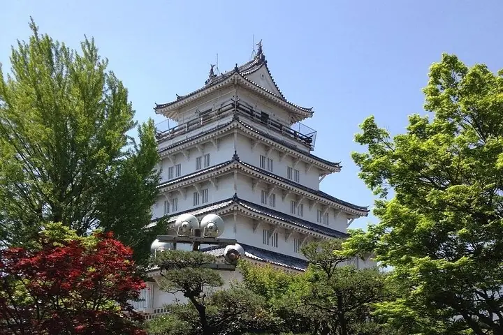 The magnificent Shimabara Castle.