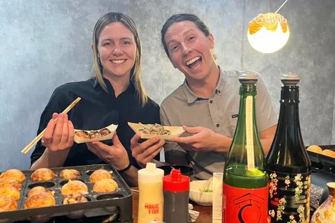 Sake tasting & takoyaki cooking