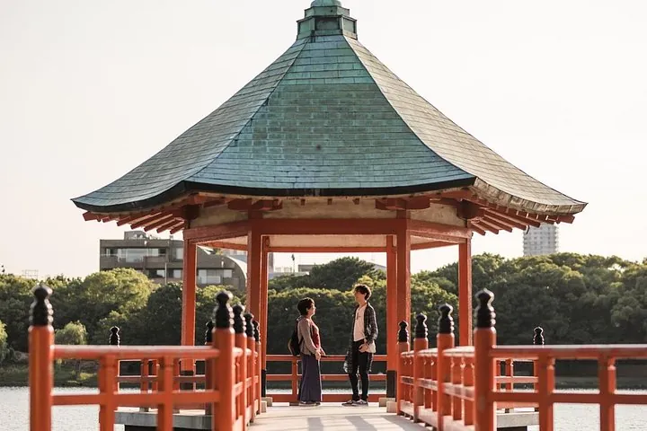 Fukuoka Private Tour with a Local: Highlights & Hidden Gems — operator photo 4